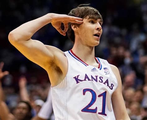 LAWRENCE, Kan. – Forward Zach Clemence is returning to Kansas, KU men’s basketball coach Bill Self announced today. Following the 2022-23 season, Clemence entered the transfer portal, but since decided to return to Kansas. “I had a conversation with Zach last week, he contacted me, discussing all things going on with …. 
