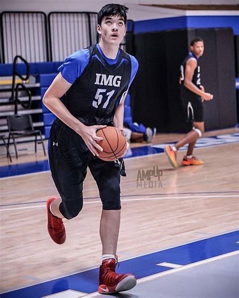 Zach Edey is a Canadian basketball player for the Purdue Boilermakers of the Big Ten Conference, was born on May 14, 2002. According to his reported height, he is the tallest player in Big Ten .... 
