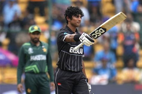 Zaman ton leads Pakistan home at Cricket World Cup. Australia sets England target of 287 to win
