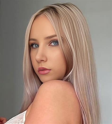 Zara Yazmin (Actress) Wiki, Age, Biography, Height, Photos, Videos, Weight, Family, Husband and More. Zara Yazmin is a highly-acclaimed Irish actress and model who was born on 21 December 1999 in Ireland. Her countless successful projects in the movie industry have awarded her with multiple accolades. .