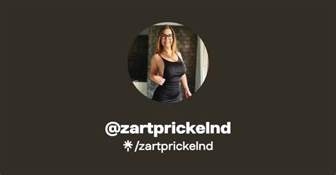 Zart Pickelnd Nude