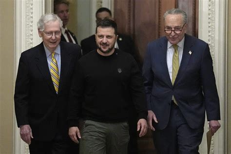 Zelenskyy appears to change few minds on grim Capitol Hill as aid package for Ukraine risks collapse