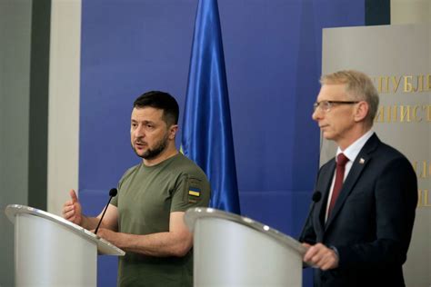 Zelenskyy visits Bulgaria, Czechia and draws support for Kyiv’s NATO membership bid