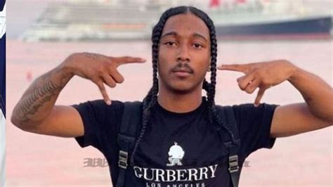 13. 7. 2021 ... The rapper, whose real name is Zerail Dijon Rivera, was sitting in a car doing the live stream with social media influencer Kapone when he .... 
