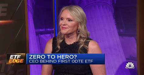 Morgan Housel, author of "Same as Ever" and partner at the Collaborative Fund, and Dave Nadig, VettaFi financial futurist, join CNBC's Bob Pisani on 'ETF Edge' to discuss the risk behind zero-day .... 
