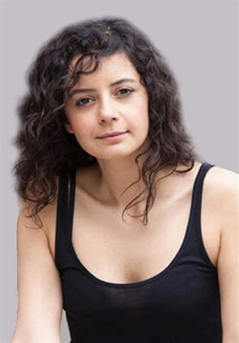 Zeynep Köse Biyografya. 