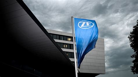 Zf service portal.  ZF Friedrichshafen Resolve case Resolution (required) Des...