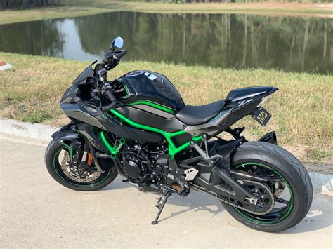 Zh2 for sale. Z H2. 2024. Z H2 SE ABS. MSRP NON-ABS: $21,300. 2023. Z H2. MSRP NON-ABS: $18,500. The 2023 Kawasaki Z H2 SE hypersport motorcycle delivers supercharged exhilaration in aggressive Z styling, featuring a lightweight trellis frame and an extremely powerful 998cc supercharged engine. 