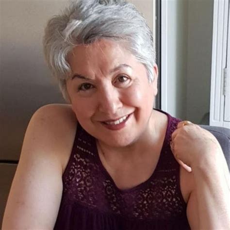 Ziba Nawak | &lrm;ساعت سه ایران&lrm; | Instagram