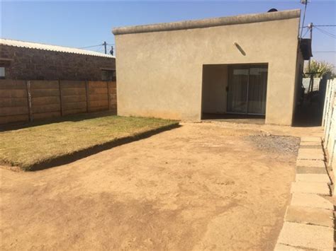 Zibisini Street, Daveyton Property valuations : Property prices, …