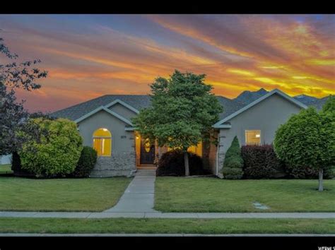 Zillow american fork. Zillow has 50 photos of this $1,550,000 4 beds, 4 baths, 5,849 Square Feet single family home located at 952 N 680th St W, American Fork, UT 84003 built in 2023. MLS #1963956. 