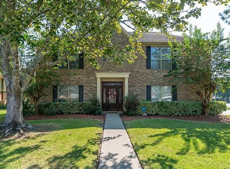 Zillow beaumont. Zillow has 766 homes for sale in Beaumont TX. View listing photos, review sales history, and use our detailed real estate filters to find the perfect place. 