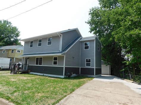 Zillow beloit wi. Rock County. Beloit. 53511. 727 Lincoln Avenue, Beloit, WI 53511 is pending. Zillow has 1 photo of this 3 beds, 2 baths, 1,760 Square Feet single family home with a list price of $179,900. 