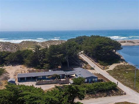 227 Harbor View Way, Bodega Bay, CA 94923 is currently not for sale. The 1,750 Square Feet single family home is a 3 beds, 2 baths property. This home was built in 2018 and last sold on 2023-08-01 for $1,395,000. . 
