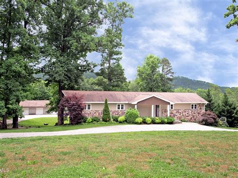 Zillow corryton tn. 7904 Ridgeview Rd, Corryton TN, is a Single Family home that contains 3186 sq ft and was built in 1982.It contains 3 bedrooms and 1.5 bathrooms. The Zestimate for this Single Family is $383,800, which has decreased by $1,293 in the last 30 days.The Rent Zestimate for this Single Family is $2,726/mo, which has increased by $53/mo in the last 30 days. 