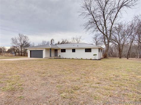 25145 E Highway 51, Broken Arrow, OK 74014. C21/FIRST CHOICE REALTY, Debbie L McGuire. $645,000. 7.7 acres lot. - Lot / Land for sale. 3 days on Zillow. 24648 E 145th St S, Coweta, OK 74429. TRINITY PROPERTIES, Carri Ray. $949,000.. 