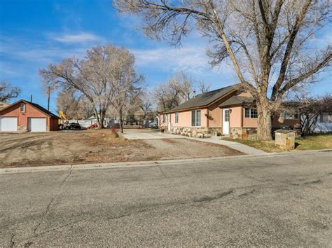 Zillow craig co. Zillow Group Marketplace, Inc. NMLS #1303160. Get started. 971 Lincoln St, Craig, CO 81625 is currently not for sale. The 1,800 Square Feet single family home is a 3 beds, 2 baths property. This home was built in … 