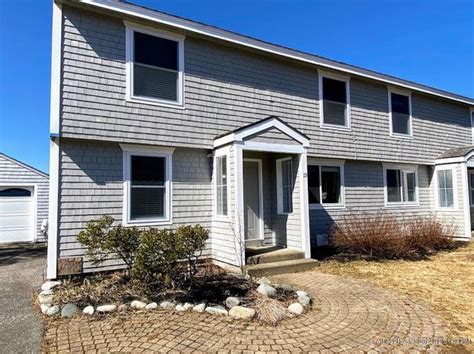 Zillow has 56 photos of this $160,000 3 beds, 2 baths, 1,274 Square Feet condo home located at 9 Windward Way UNIT 321, Cutler, ME 04626 built in 1960. MLS #1563464.. 