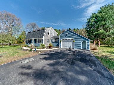 Zillow duxbury ma. Find your next apartment in Duxbury MA on Zillow. Use our detailed filters to find the perfect place, then get in touch with the property manager. ... Duxbury, MA ... 
