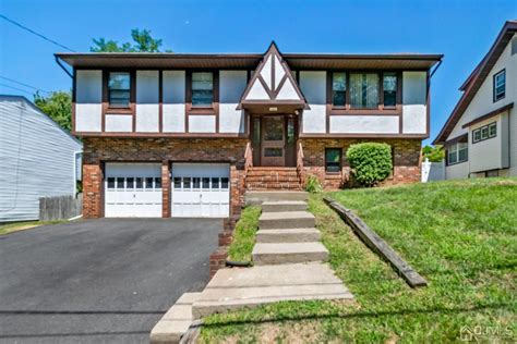 Zillow has 42 photos of this $1,399,999 5 beds, 6 baths, 4,268 Square Feet single family home located at 3770 Park Ave, Edison, NJ 08820 MLS #2352200M.. 
