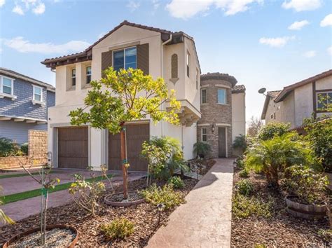Zillow has 18 photos of this $1699000 4 beds, 4 baths, 2340 Square Feet townhouse home located at 412 W Grand Ave #3, El Segundo, CA 90245 built in 2018.. 