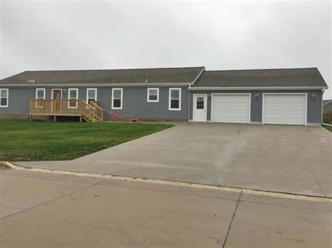 Zillow has 69 photos of this $235,000 4 beds, 1 bath, 1,566 Square Feet single family home located at 4751 180th St, Estherville, IA 51334 built in 1899. MLS #231157.. Zillow estherville iowa
