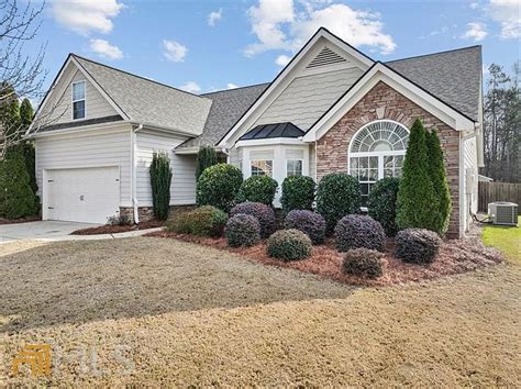 4724 Gateway Ln, Flowery Branch, GA 30542 is currently not for sale. The 2,500 Square Feet single family home is a 4 beds, 2 baths property. This home was built in 1986 and last sold on 2023-08-21 for $515,000. View more property details, sales history, and Zestimate data on Zillow.. 