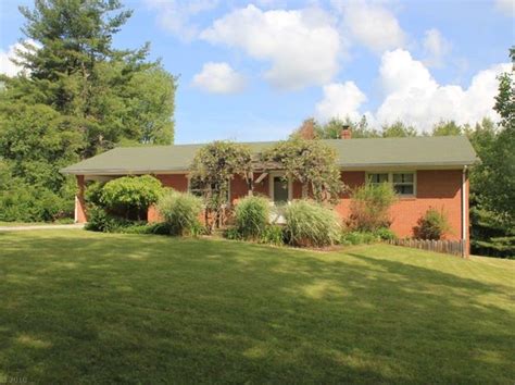 810 Floyd Hwy S, Floyd, VA 24091 is currently not for sale. The 900 Square Feet single family home is a 2 beds, 1 bath property. This home was built in 1978 and last sold on 2022-12-20 for $260,000. View more property …. 