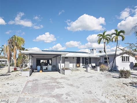 4841 Estero Blvd, Fort Myers Beach, FL 33931 is currently not for sale. The 812 Square Feet single family home is a 2 beds, 2 baths property. This home was built in 1956 and last sold on 2021-12-01 for $675,000. View more property details, sales history, and Zestimate data on Zillow.. 
