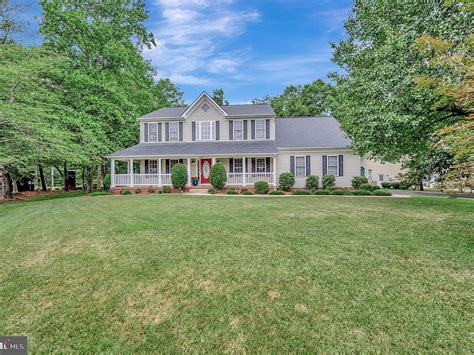 Zillow fredericksburg. View 644 homes for sale in Fredericksburg, VA at a median listing home price of $500,000. See pricing and listing details of Fredericksburg real estate for sale. 