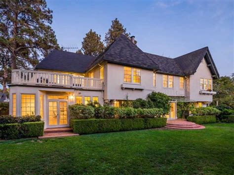 Zillow has 86 photos of this $14,900,000 6 beds, 8 baths, 6,175 Square Feet single family home located at 160 New Place Rd, Hillsborough, CA 94010 built in 1980. MLS #ML81938593. .