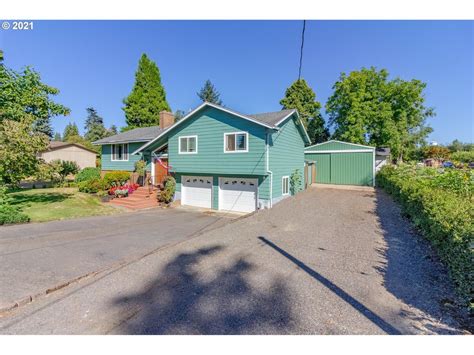 Hubbard. 5581 Highway 211, Hubbard, OR 97032 is a lot/land. This property is not currently available for sale. 5581 Highway 211 was last sold on Aug 10, 2023 for $492,500 (12% lower than the asking price of $562,000).. 