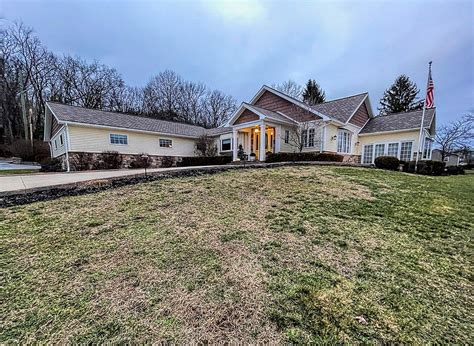 Zillow has 31 photos of this $195,000 3 beds, 2 baths, 2,000 Square Feet single family home located at 810 Lions Back Dr, Huntingdon, PA 16652 built in 1950. MLS #PAHU2022192.. 