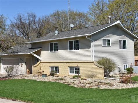 Zillow iowa falls iowa. Zestimate® Home Value: $119,300. 2217 Washington Ave, Iowa Falls, IA is a single family home that contains 1,376 sq ft and was built in 1952. It contains 3 bedrooms and 1.25 bathrooms. The Zestimate for this house is $119,300, which has decreased by $3,000 in the last 30 days. The Rent Zestimate for this home is $966/mo, which has increased by … 