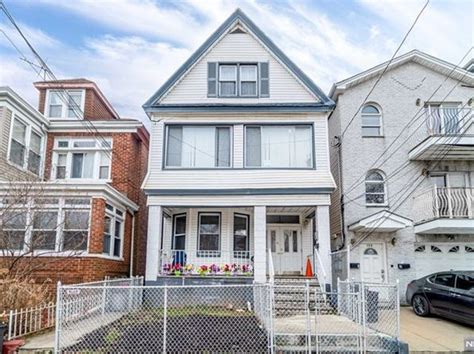 31 Grace St, Jersey City, NJ 07307 is currently not for sale. The -- sqft condo home is a 3 beds, 2 baths property. This home was built in null and last sold on 2023-08-01 for $815,000. View more property details, sales history, and Zestimate data on Zillow.