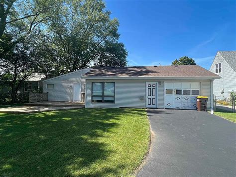 Zillow machesney park il. Zillow has 10 photos of this $84,900 3 beds, 1 bath, 962 Square Feet single family home located at 7811 Scott Ln, Machesney Park, IL 61115 built in 1959. MLS #11939629. 