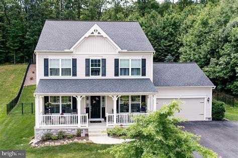 Zillow has 62 photos of this $795,000 5 beds, 4 baths, 4,820 Square Feet single family home located at 114 Overlook Rd, Morgantown, PA 19543 built in 2003. MLS #PABK2033934.. 