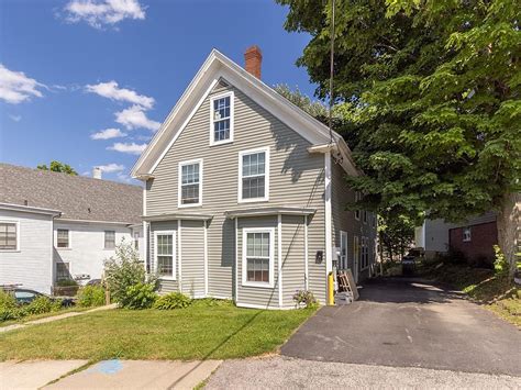 Zillow has 4 photos of this $579,900 3 beds, 4 baths, 2,341 Square Feet condo home located at 2 Stonington Drive UNIT 2, Dover, NH 03820 built in 2023. MLS #4962073.