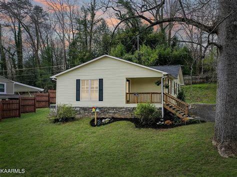 May 14, 2023 · For sale This 1258 square foot single family home has 2 bedrooms and 2.0 bathrooms. It is located at 130 Crescent Rd Norris, Tennessee. .