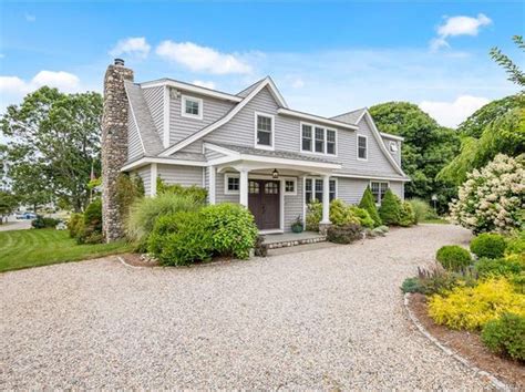 Zillow old lyme ct. 87 Grassy Hill Rd, Old Lyme, CT 06371 is currently not for sale. The 2,266 Square Feet single family home is a 4 beds, 2 baths property. This home was built in 1969 and last sold on 2024-03-19 for $--. 