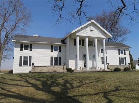 Get started. 17828 W Eagle Point Rd, Polo IL, is a Single Family home. The Zestimate for this Single Family is $181,800, which has decreased by $1,340 in the last 30 days.The Rent Zestimate for this Single Family is $1,194/mo, which has decreased by $99/mo in the last 30 days. . 