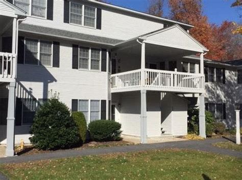 Zillow ri rentals. View photos of the 6 condos in North Kingstown RI available for rent on Zillow. Use our detailed filters to find the perfect condo to fit your preferences. 
