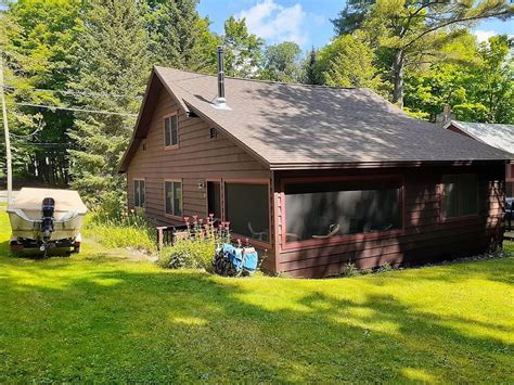 Zillow has 24 photos of this $194,000 -- beds, -- baths, 3,272 Square Feet multi family home located at 132 Old Lake Colby Rd, Saranac Lake, NY 12983 built in 1980. MLS #200590.. 