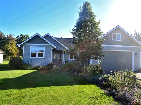 Zillow sequim wa. 20 Westgate Lane, Sequim WA, is a Single Family home that contains 1708 sq ft and was built in 1999.It contains 3 bedrooms and 2 bathrooms.This home last sold for $699,000 in September 2023. The Zestimate for this Single Family is $698,800, which has increased by $6,820 in the last 30 days.The Rent Zestimate for this Single Family is … 