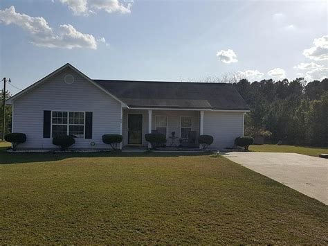 There are currently homes for sale in Swansea, SC. Median Sale Price for homes in Swansea, SC was $119,970 last month. Average days on market for homes in Swansea, SC was 208 days this month and 177 days last month. There are no bidding wars at the moment. Homes in Swansea, SC are selling close to the asking price in the last three months.. 