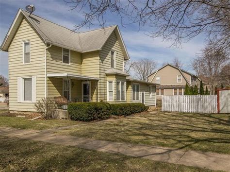Zillow has 28 photos of this $150,000 2 beds, 2 baths, 1,260 Square Feet single family home located at 1505 Mulberry St, Tipton, IA 52772 built in 1982. MLS #202304246. . 