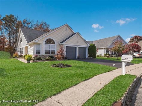 Zillow toms river. Zillow has 100 photos of this $899,000 4 beds, 4 baths, 3,686 Square Feet single family home located at 1440 Monmouth Avenue, Toms River, NJ 08757 MLS #22408055. 
