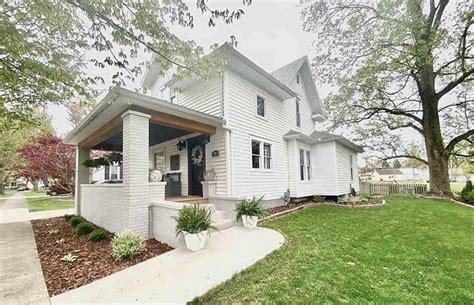 Zillow wakarusa in. Find your dream single family homes for sale in Wakarusa, IN at realtor.com®. We found 11 active listings for single family homes. See photos and more. 