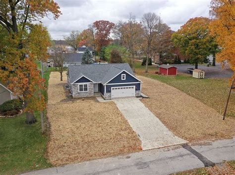 Zillow willard ohio. Zestimate® Home Value: $220,000. 722 Beach Dr, Willard, OH is a single family home that contains 1,860 sq ft and was built in 1978. It contains 3 bedrooms and 2.5 bathrooms. The Zestimate for this house is $305,200, which has decreased by $9,419 in the last 30 days. The Rent Zestimate for this home is $1,749/mo, which has increased by … 