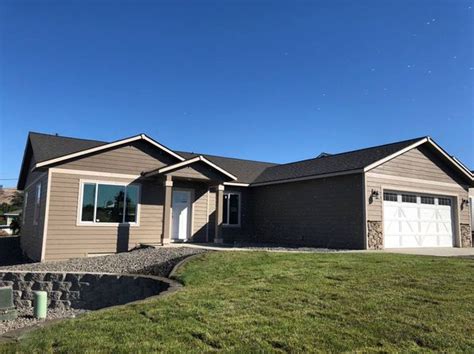 BERKSHIRE HATHAWAY HOMESERVICES CENTRAL WASHINGTON REAL ESTATE. $150,000. 2.89 acres lot - Lot / Land for sale. ... Yakima County WA Zip Codes; Explore Nearby ... . 